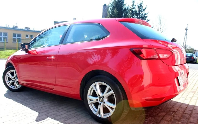 Seat Leon cena 30900 przebieg: 169000, rok produkcji 2015 z Ustrzyki Dolne małe 596